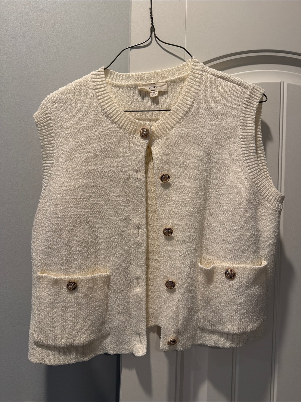 entro Cream Bouclé Button-Front Sweater Vest